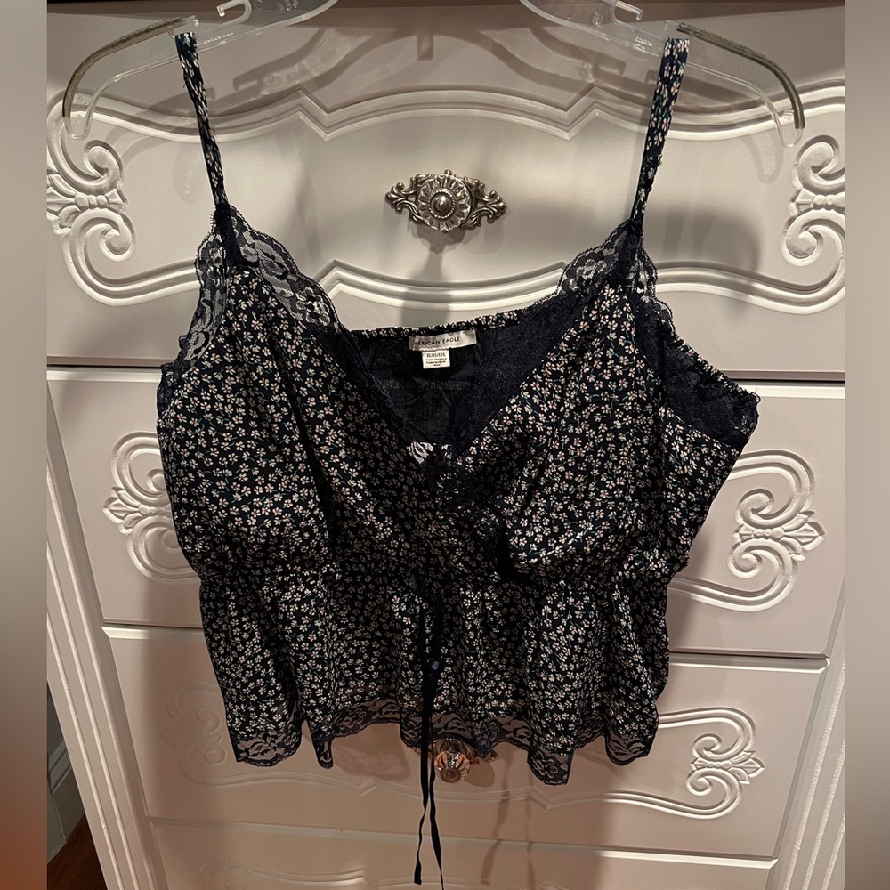 Navy Blue Daisy Flower Cropped Dressy Tank Top